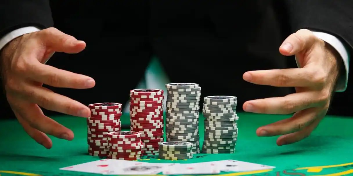 999jl online slot game reels displayed on a mobile screen for Filipino players